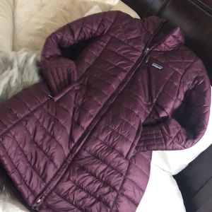 Patagonia long jacket/ never been used